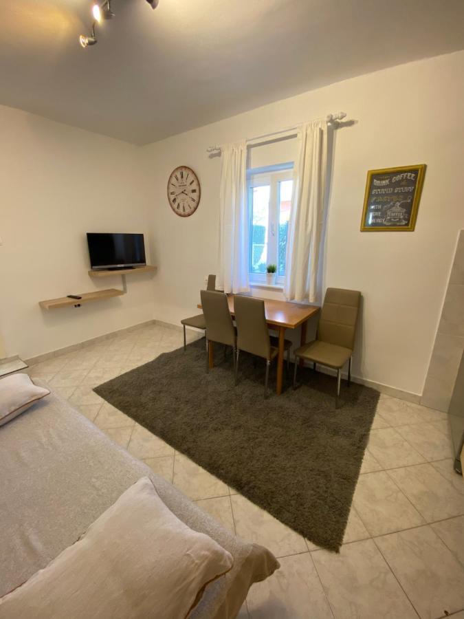Apartmani Lu Biograd Na Moru Eksteriør bilde