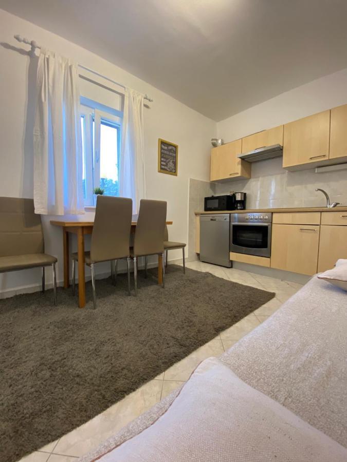 Apartmani Lu Biograd Na Moru Eksteriør bilde